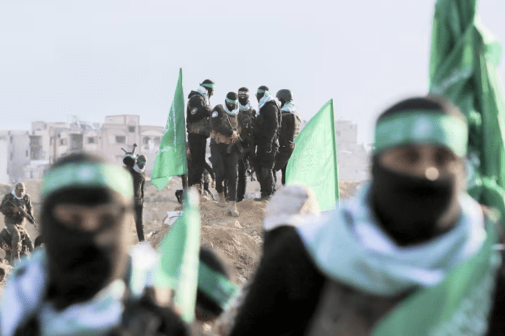 Trump Issues Ultimatum to Hamas on Gaza Plan
